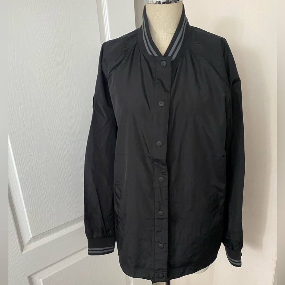 New with tags Roots 73 black L jacket - Picture 3 of 9